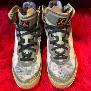 Jordan Sneakers - Green and Orange